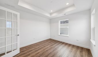 341 Masters Dr, Addison, IL 60101