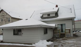 430 Bridge Ave, Alma, MI 48801