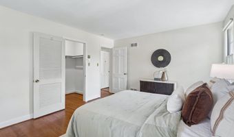 5719 NEWINGTON Rd, Bethesda, MD 20816