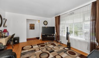 4 Marietta Dr, Albany, NY 12205