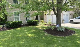 2219 Barrett Dr, Algonquin, IL 60102