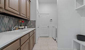 1052 Winecup Ln, Weatherford, TX 76085