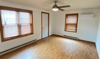 916 S Lawson St, Aberdeen, SD 57401