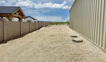 102 Doporto Ct, Carlsbad, NM 88220