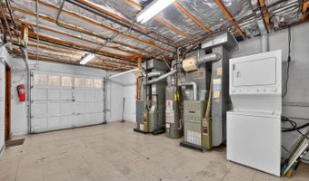 725 7th Ave, Addison, IL 60101