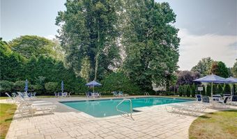 401 Bellevue Ave 214, Newport, RI 02840