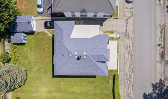 31 Monroe St, Augusta, ME 04330
