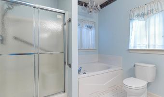 121 CROOM MILLS Dr, Hockessin, DE 19707