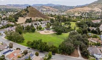 30101 Amelia Dr, Agoura Hills, CA 91301