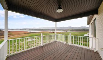 217 Masters Ln, Bean Station, TN 37708