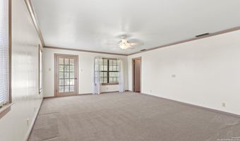 6592 Cooksey, Adkins, TX 78101