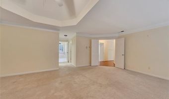 5035 Towne Lake Hls N, Woodstock, GA 30189