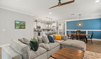 6130 COLMAR Pl, Apollo Beach, FL 33572