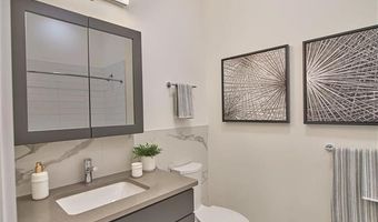 250 AVENUE E 207, Bayonne, NJ 07002