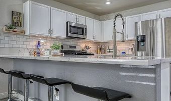 6080 Saint Petersburg Dr, Las Vegas, NV 89142