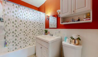 174 Fairview Ave, Bridgeport, CT 06606