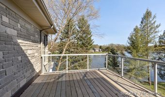 7635 Sandy Hollow Dr SE, Alto, MI 49302