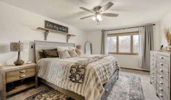 14007 Yellow Pine St NW, Andover, MN 55304