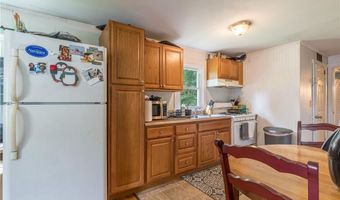 7 Broadview Ave, Bristol, RI 02809
