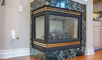 11 Jumping Brook Ln, Barnegat, NJ 08005