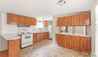114 Jason Dr, Blacksburg, SC 29702