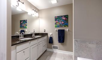 3608 Cincinnati Ave 5, Alanson, MI 49706
