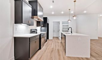 1 Consett Ln, Bella Vista, AR 72714
