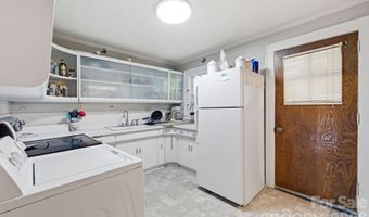 1659 Maple Ave, Albemarle, NC 28001