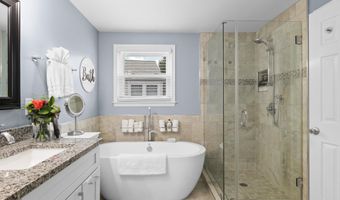 7460 CROSS GATE Ln, Alexandria, VA 22315