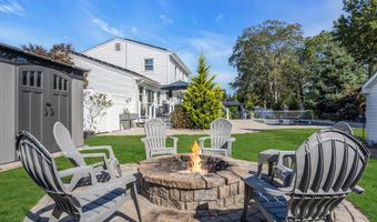 23 Pelican Dr, Bayville, NJ 08721