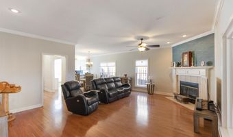 109 Canterbury Cir, Arab, AL 35016