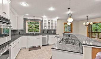 28 Grand View Ln, Bellingham, WA 98229