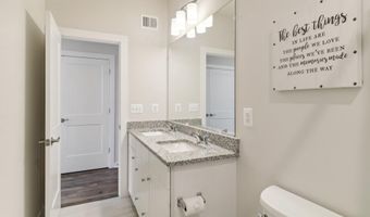 44501 WOLFHOUND Sq, Ashburn, VA 20147