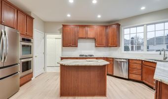 19925 HAZELTINE Pl, Ashburn, VA 20147