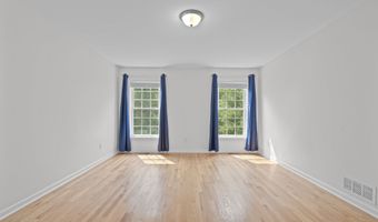 6 Mystique Ln 6, Cromwell, CT 06416