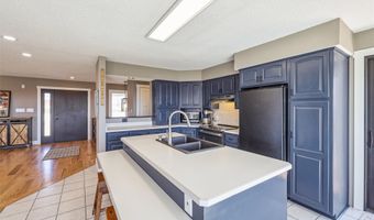 33065 W Trail Ridge Cir, Adel, IA 50003