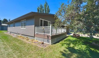 205 5th Ave NW, Bowman, ND 58623