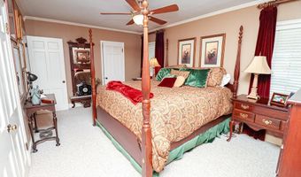 205 Valley Dr, Americus, GA 31709