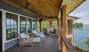 114 Sailors Pt, Alexander City, AL 35010