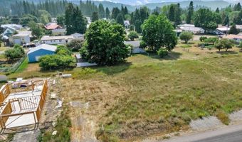 6816 Selkirk St, Bonners Ferry, ID 83805