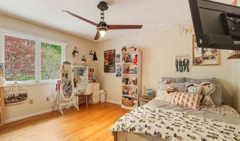 239 Wright Rd, Canton, CT 06019