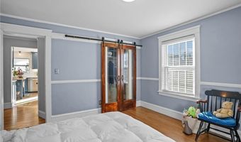 26 Keith Ave, Cranston, RI 02910