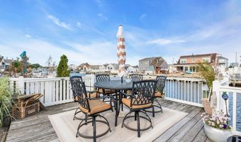 91 S Ronald Ave S, Bayville, NJ 08721