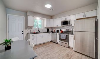 1304 SE C St, Bentonville, AR 72712