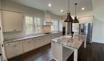 111 Willow Vw, Alexander City, AL 35010