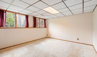 1807 9th St SW, Austin, MN 55912