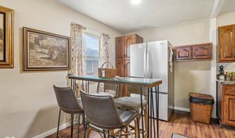 186 N 8th Ave, Beech Grove, IN 46107