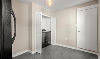 5 Bartlett St, Allenstown, NH 03275