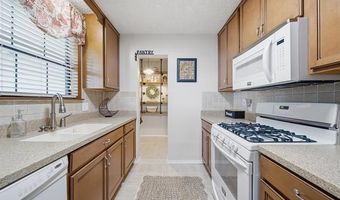 418 E 3rd St, Beggs, OK 74421