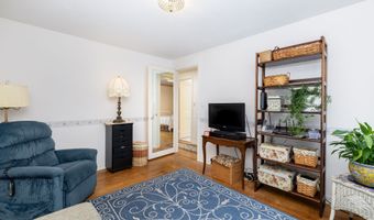 132 Fern Hill Rd, Bristol, CT 06010